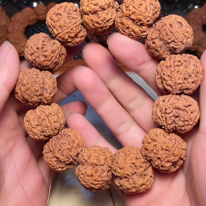 金刚菩提吊坠我****来尼泊尔大金刚菩提