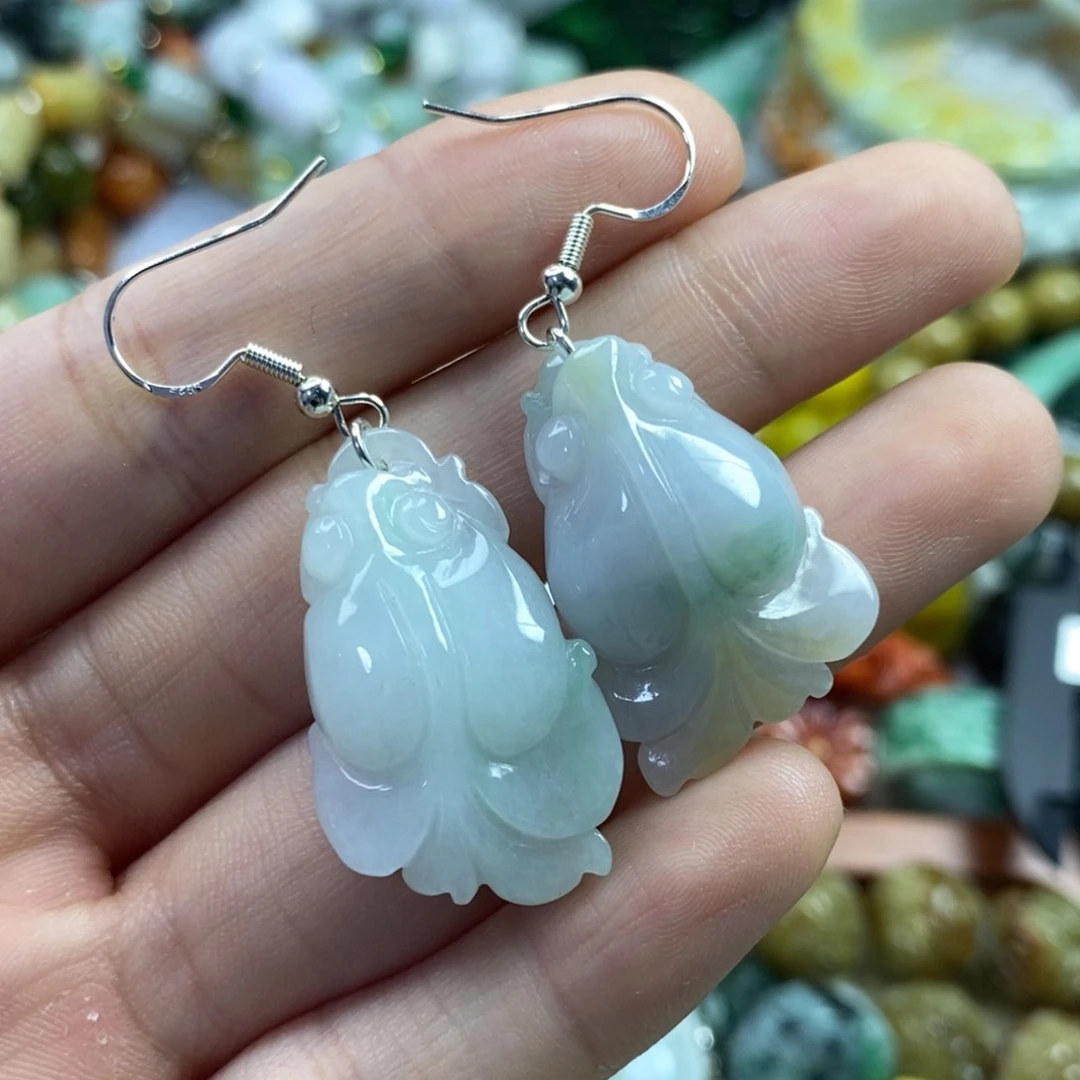 翡翠未镶嵌颈饰吊坠