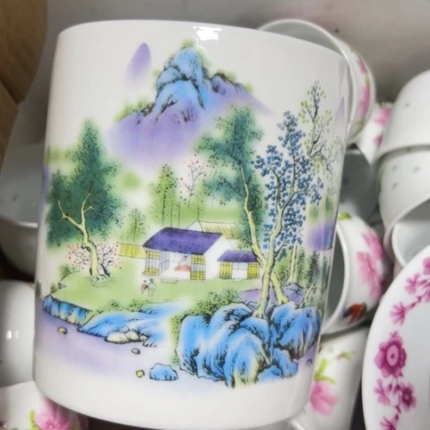 摆件景德镇陶瓷的