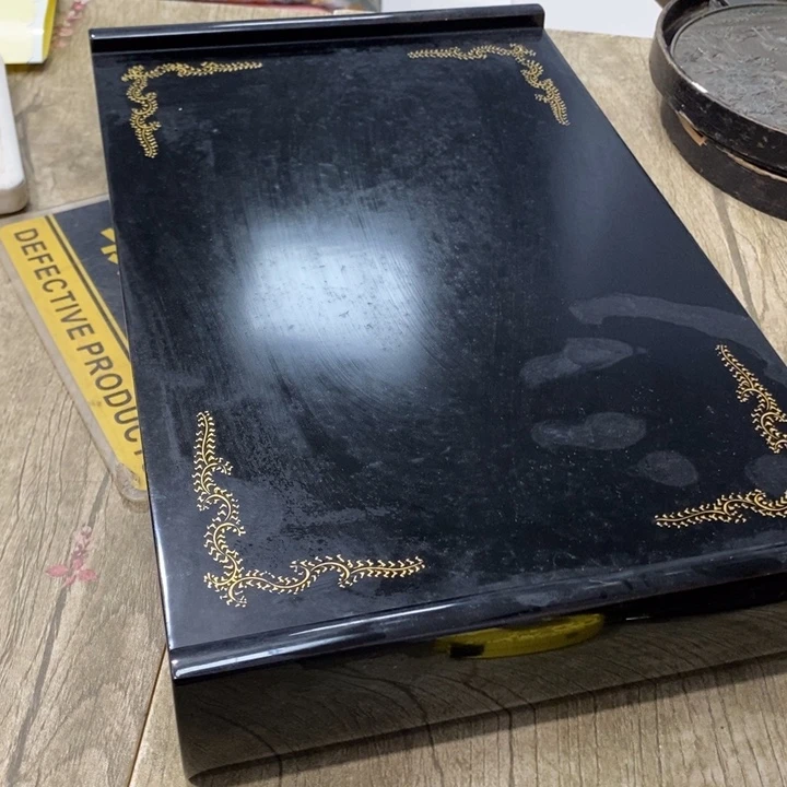 漆桌子哈哈哈哈哈哈哈哈