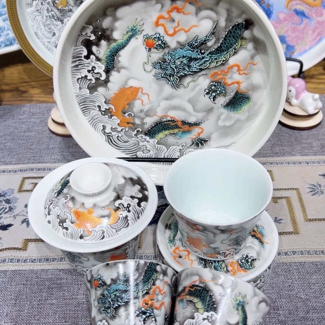 景德镇陶瓷学院等单位联合举办了