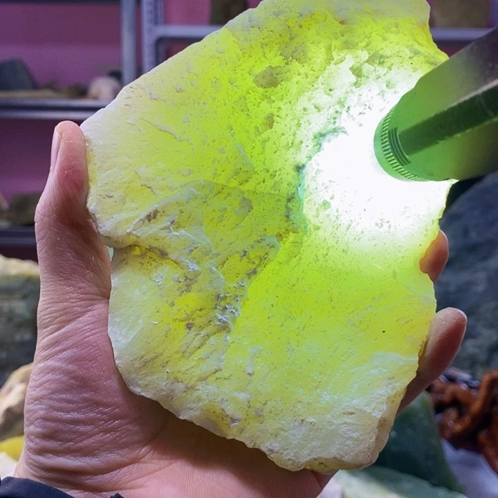 蛇纹石玉未镶嵌岫玉原石蛇纹石玉