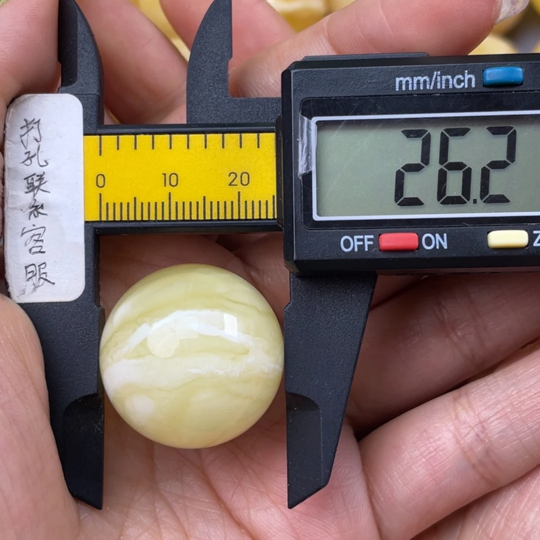 未镶嵌蜜蜡珠宝奇石