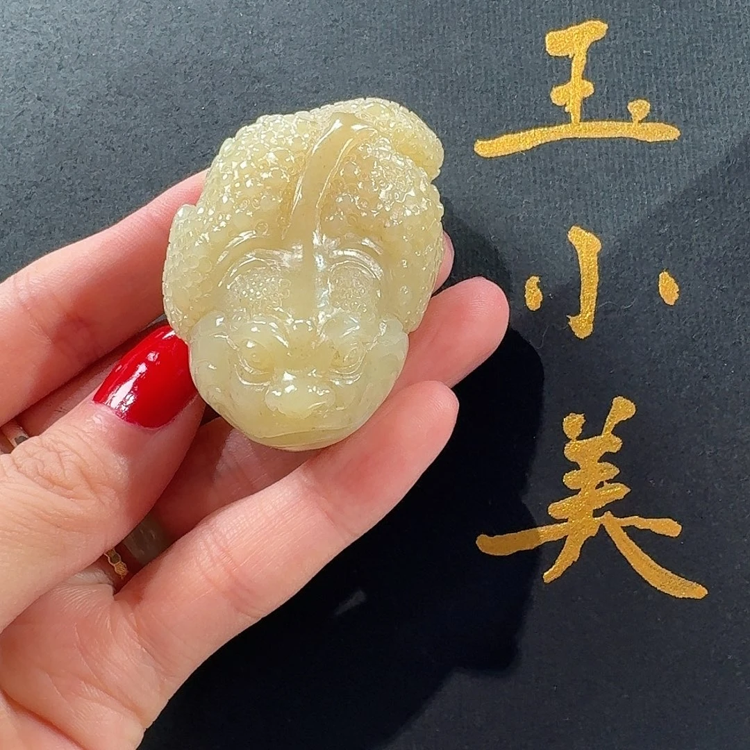 和田玉未镶嵌颈饰若羌黄口