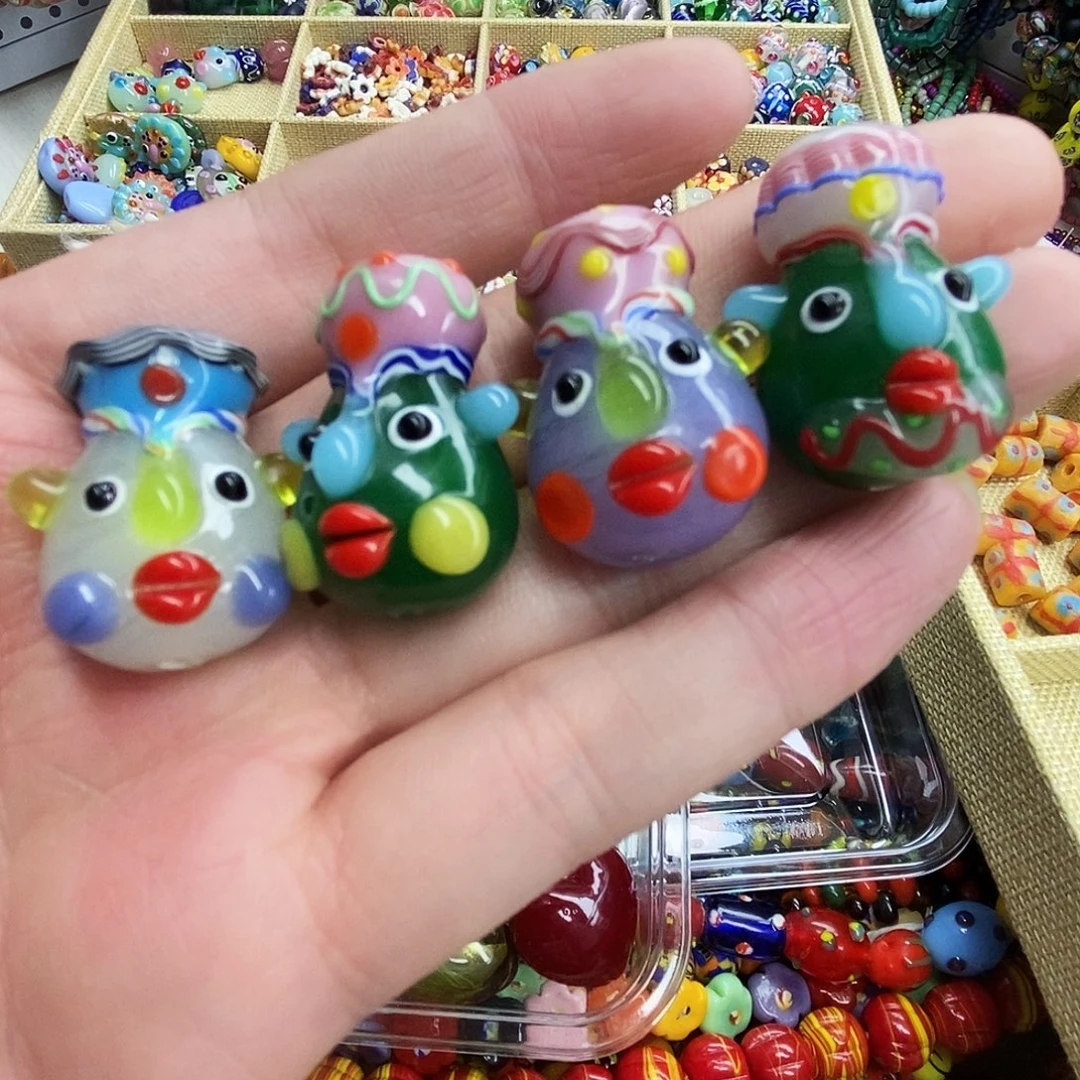 颈饰玻璃阿拉丁吊坠一个