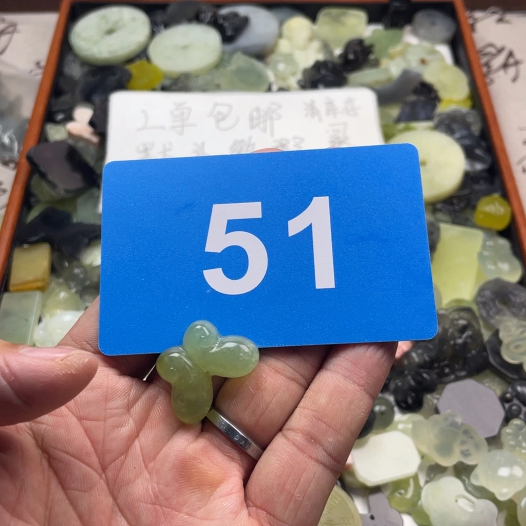 蛇纹石玉合金颈饰