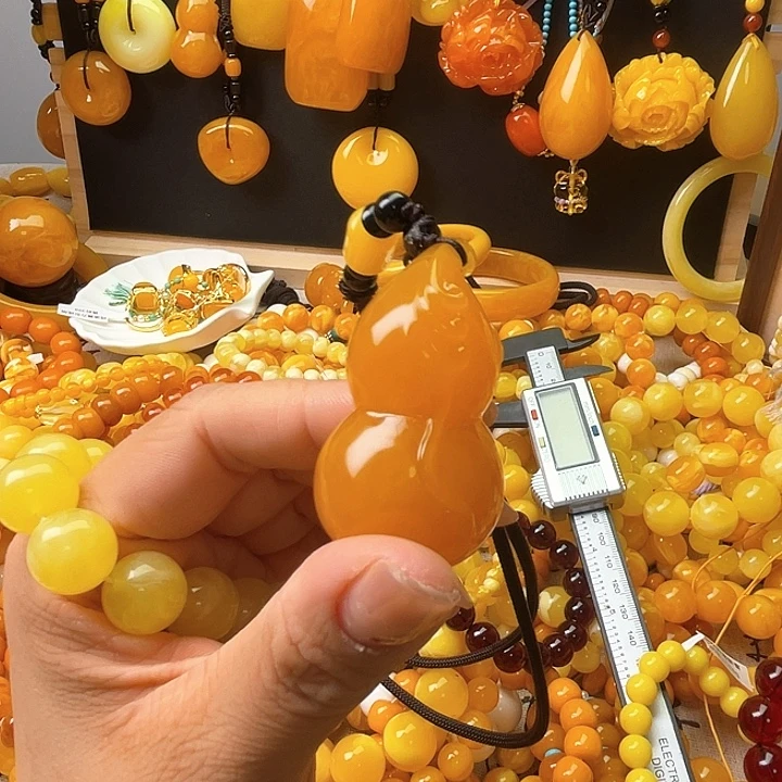 红***月贝壳蜜糖葫芦一个