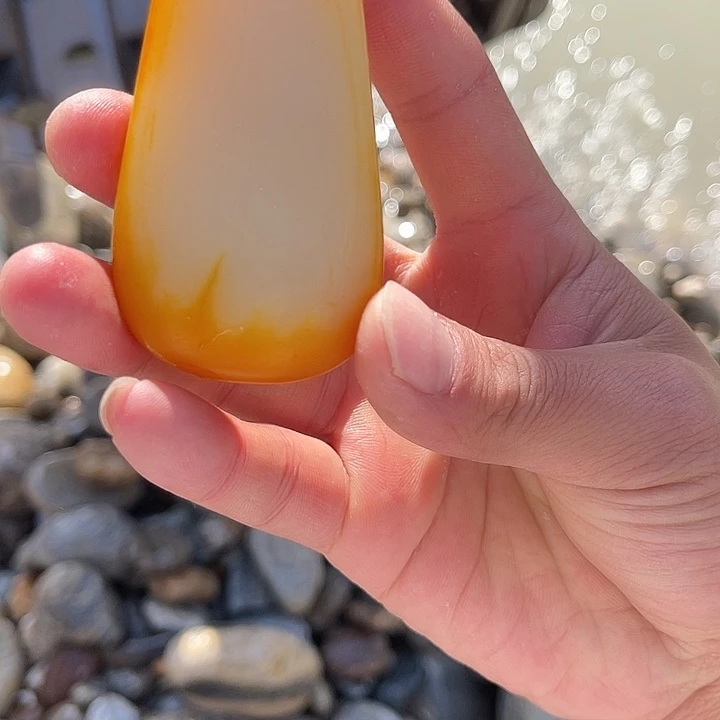 未镶嵌和田玉（糖玉）挂件