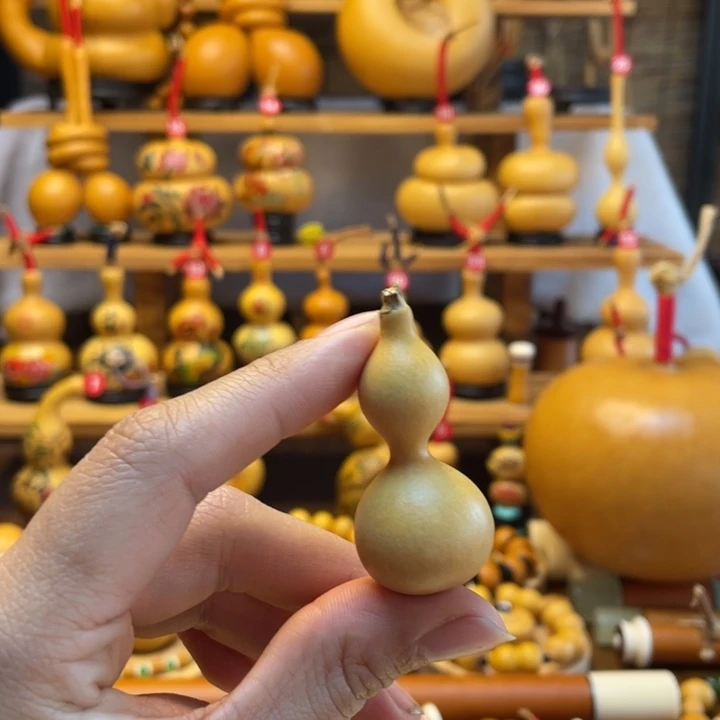 y*天然葫芦自然生长