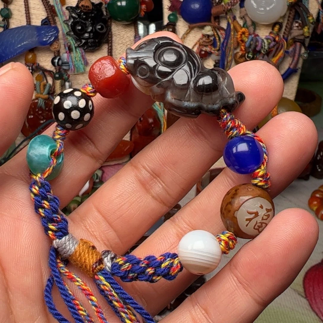 玛瑙/玉髓颈饰未镶嵌