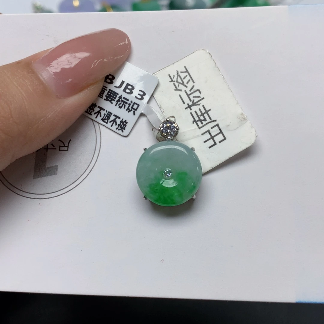 颈饰银S925镶嵌翡翠
