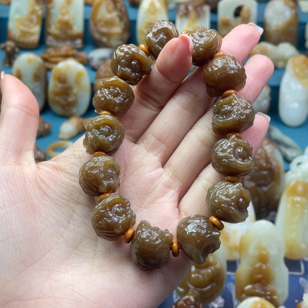 和田玉颈饰未镶嵌