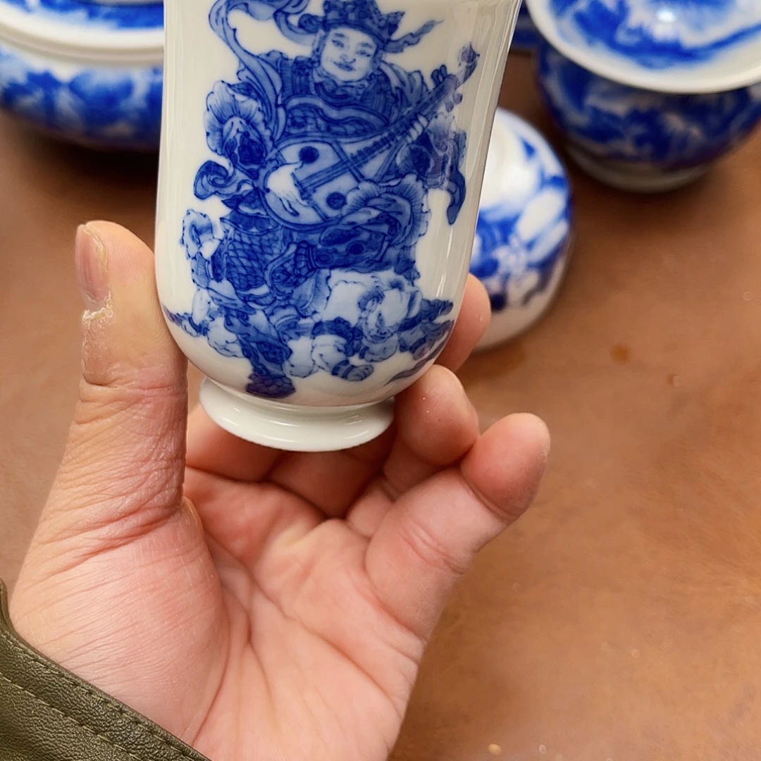 瓷片陶瓷制品厂生产技术工人