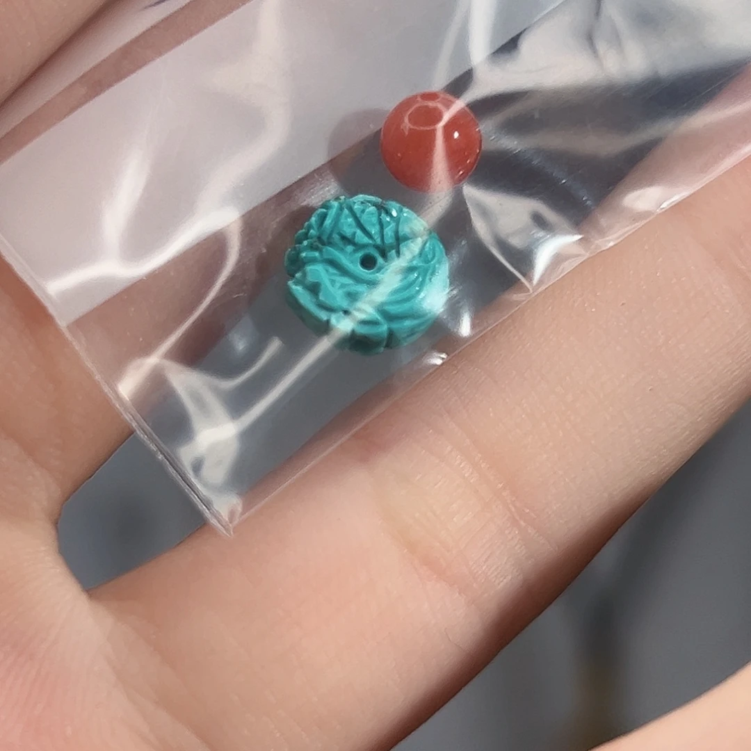 南红玛瑙未镶嵌珠宝奇石
