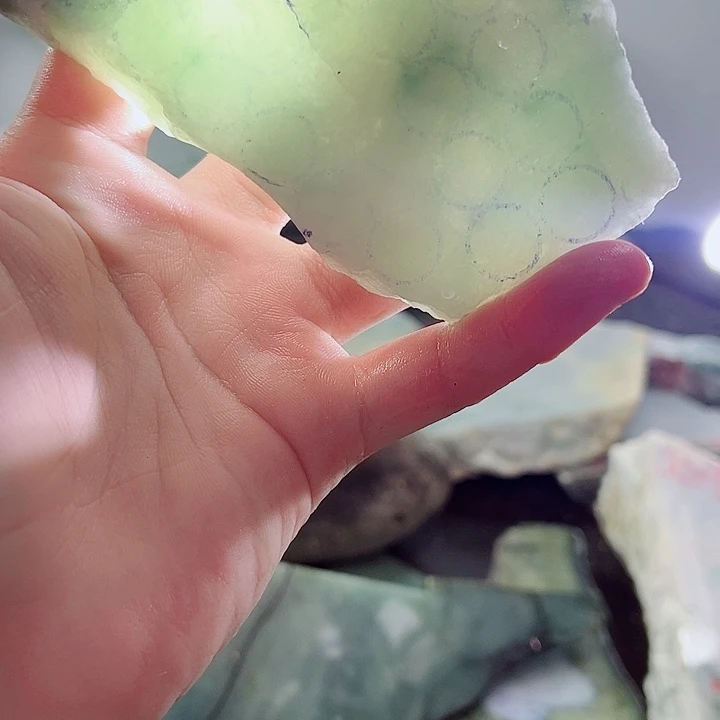 翡翠未镶嵌颈饰纯天然缅甸翡翠