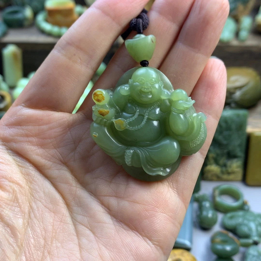 未镶嵌岫岩河磨玉（透闪石质玉）珠宝奇石