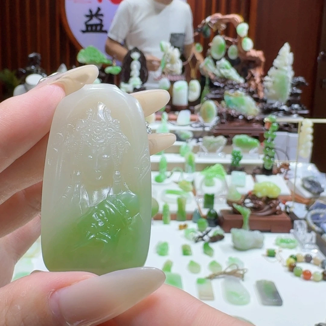 笨***猫未镶嵌和田玉（翠青玉）挂件扎基拉姆