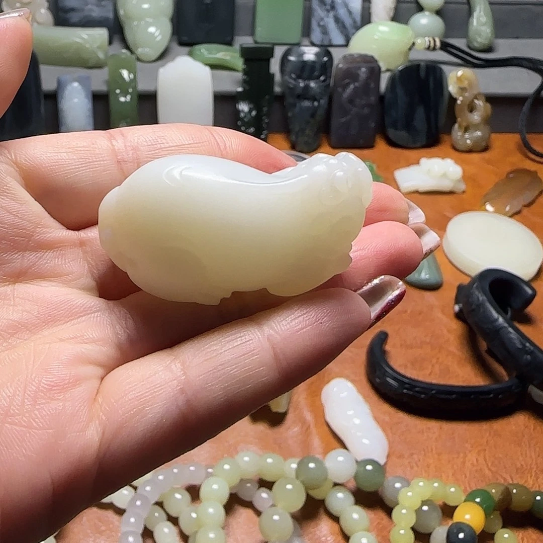 未镶嵌颈饰玛瑙/玉髓