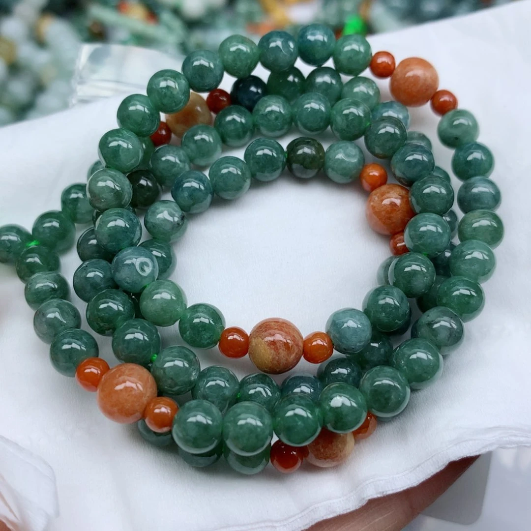 翡翠颈饰未镶嵌手串