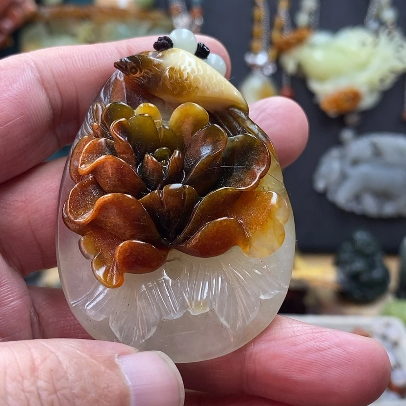 【闪购商品】蛇纹石玉吊坠未镶嵌