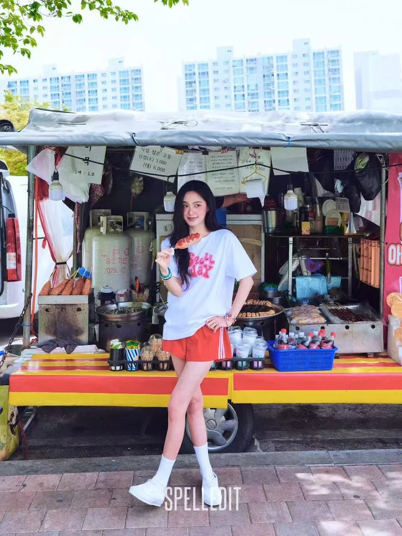 SPELLEDIT  2025夏季新品 泡泡字母短袖T 正品 NO退NO换