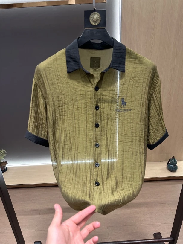 夏季潮流肌理感条纹男士休闲透气短袖翻领衬衫