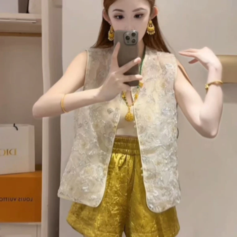 6550白玉兰山 欧根纱马甲 衣长55