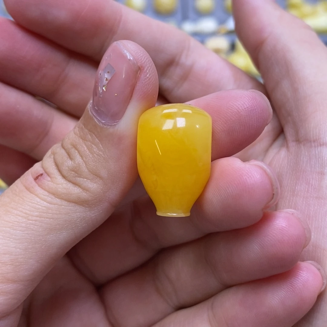 琥珀未镶嵌珠宝奇石14.1