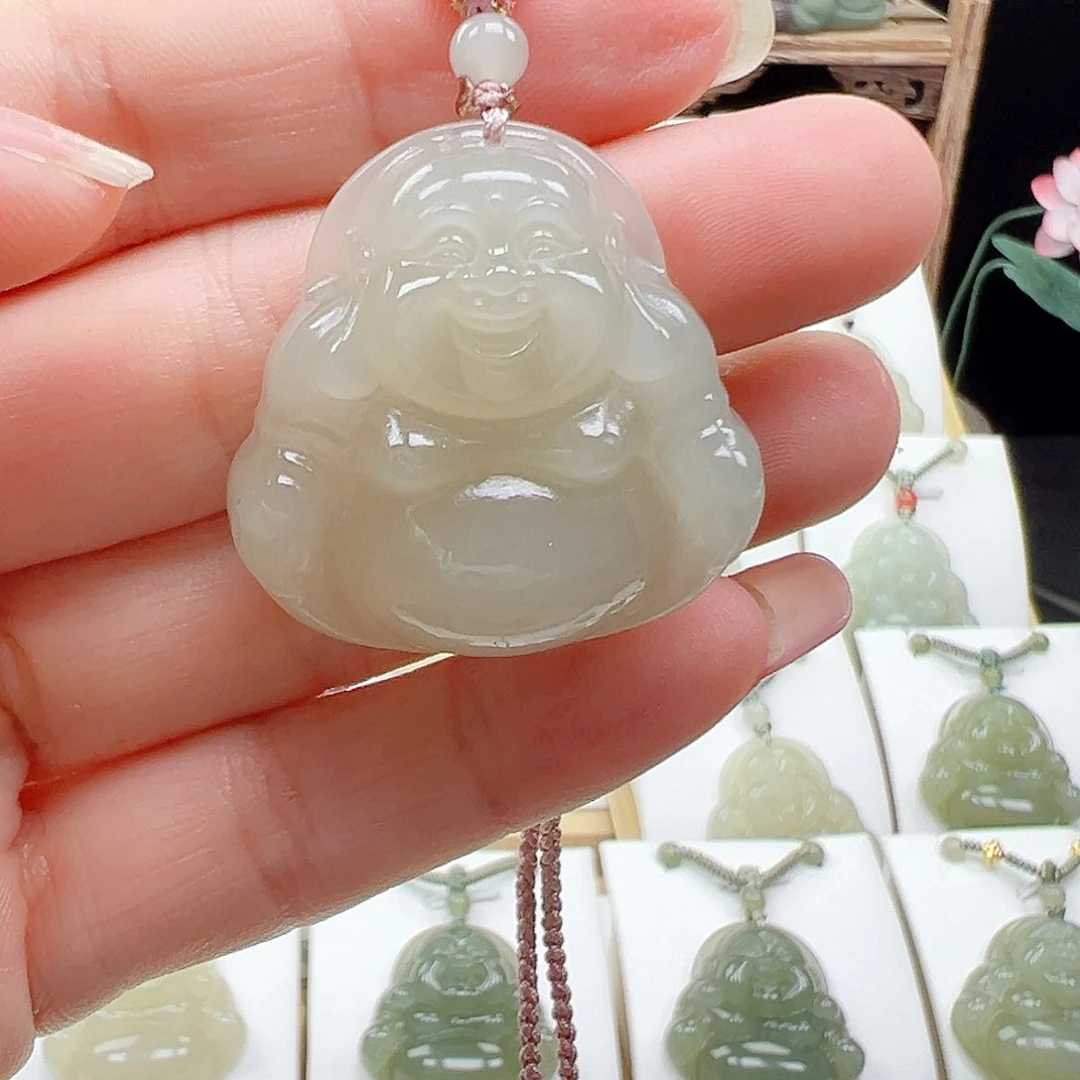 和田玉未镶嵌颈饰紫*梦