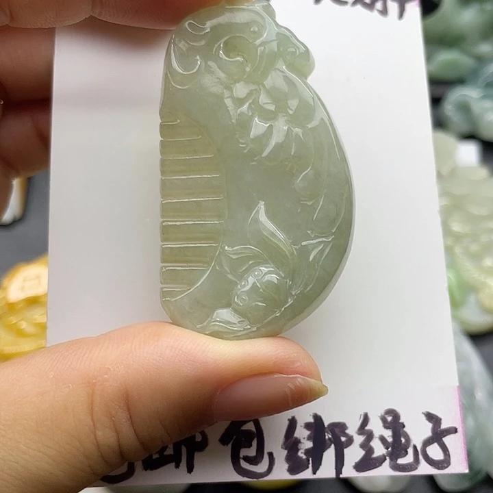 翡翠未镶嵌颈饰天然翡翠