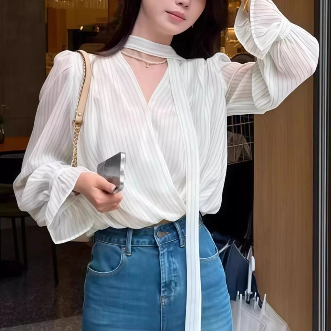 E法式温柔感条纹V领飘带长袖衬衫女2025新款秋季轻奢百搭通勤上衣