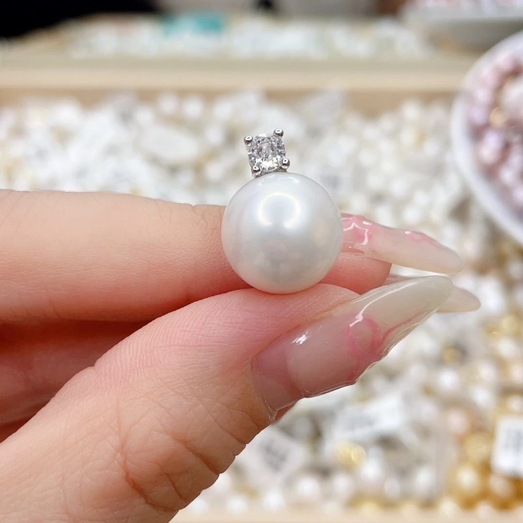 淡水珍珠合金吊坠(赠链)