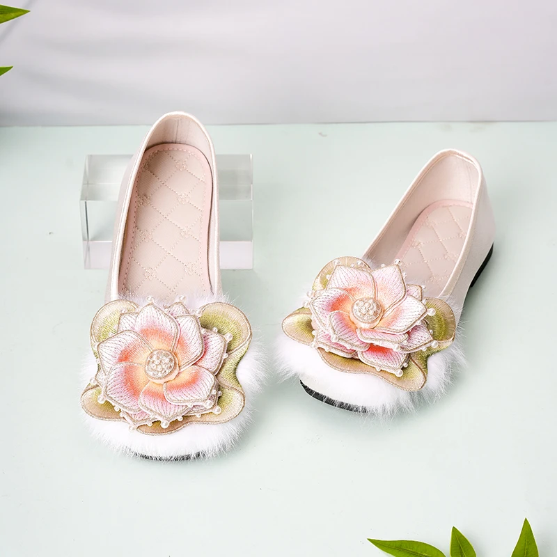 1【七彩宝莲】手工刺绣莲花平底鞋单鞋网红居家百搭平底1391-36