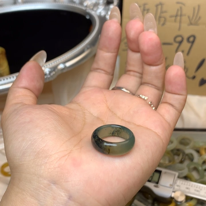 千***翊合金蛇纹石玉戒指