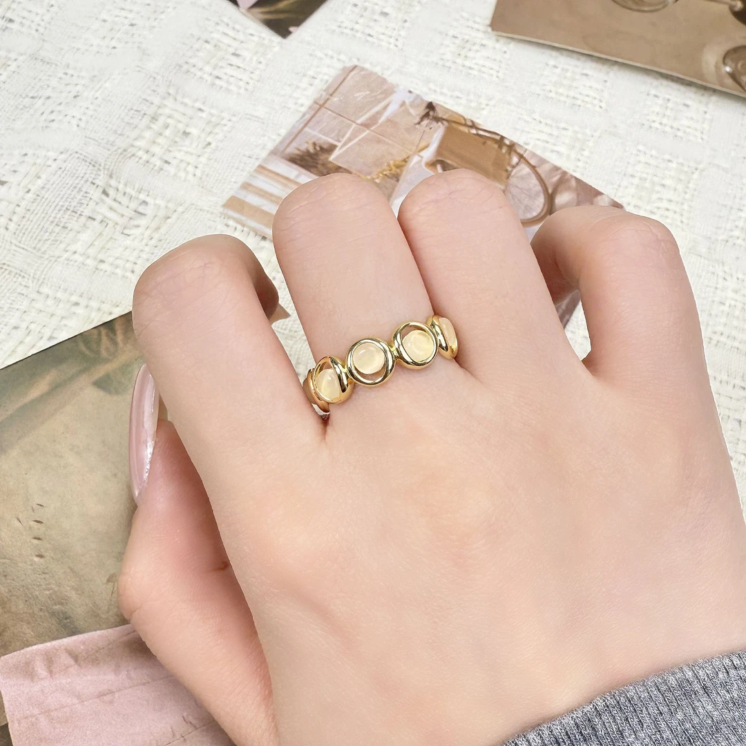 铜合金仿珍珠戒指 新款明星同款潮猫眼石轻奢小众高级感闺蜜对戒