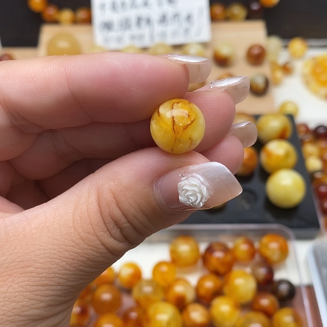 没***呀裸石虫珀未镶嵌蜜蜡