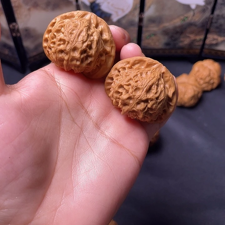 核桃39尺宫灯。