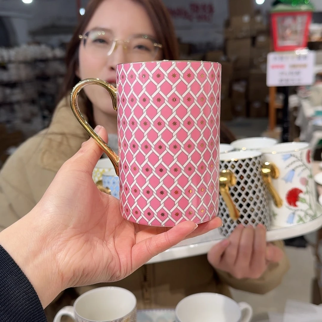 瓷鹅黄原单马克杯一个400ml微瑕