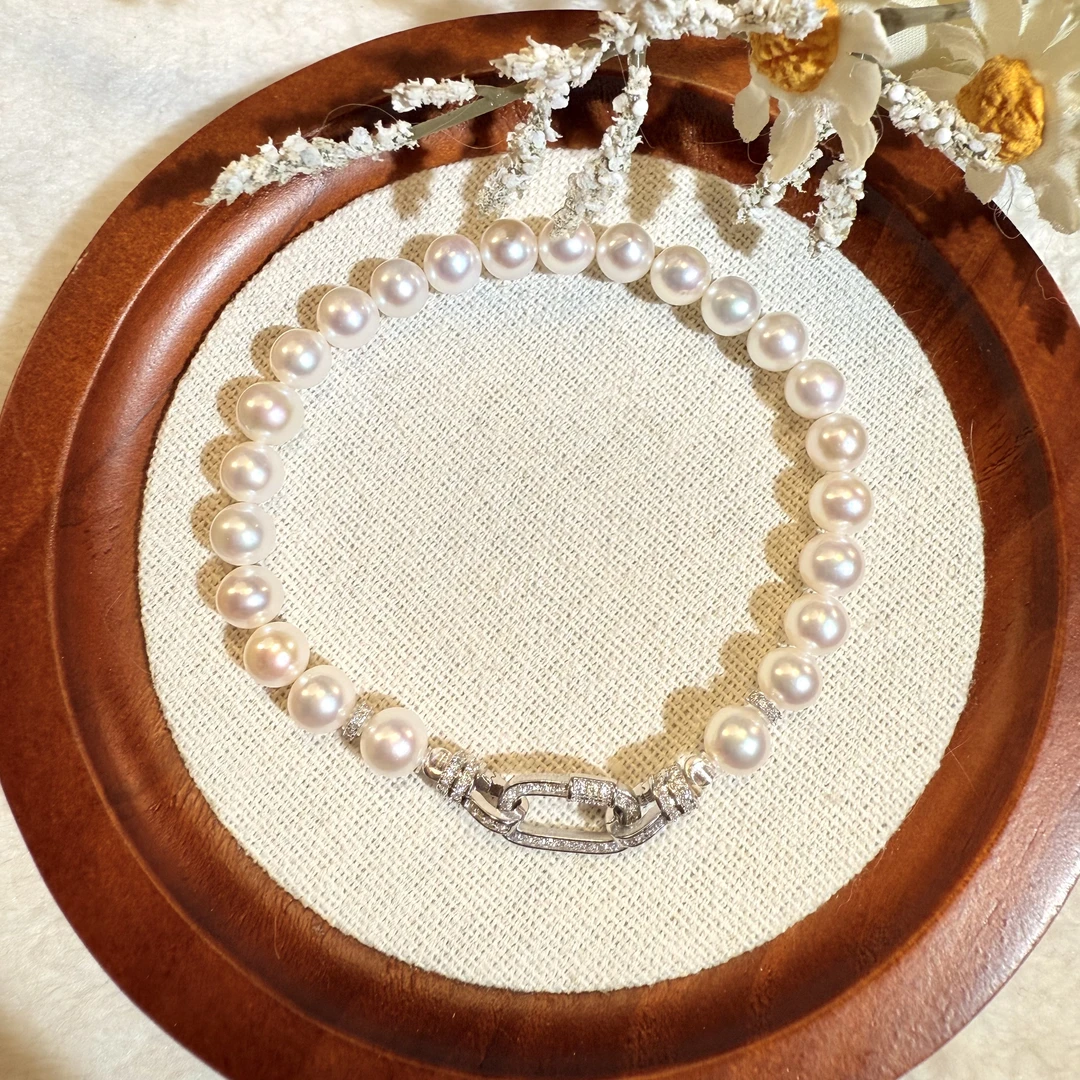 正圆强光淡水珍珠满锆卡口手链