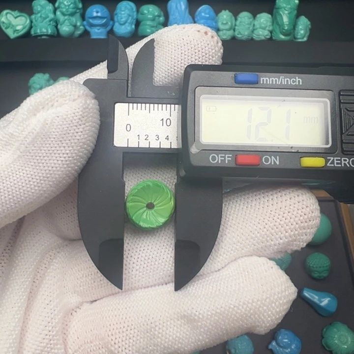 湖北原生态羽毛扣卡十二