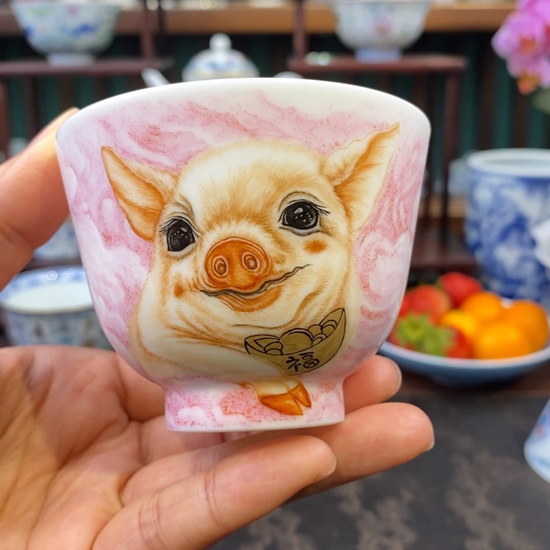 手工陶瓷釉上彩金猪送福杯