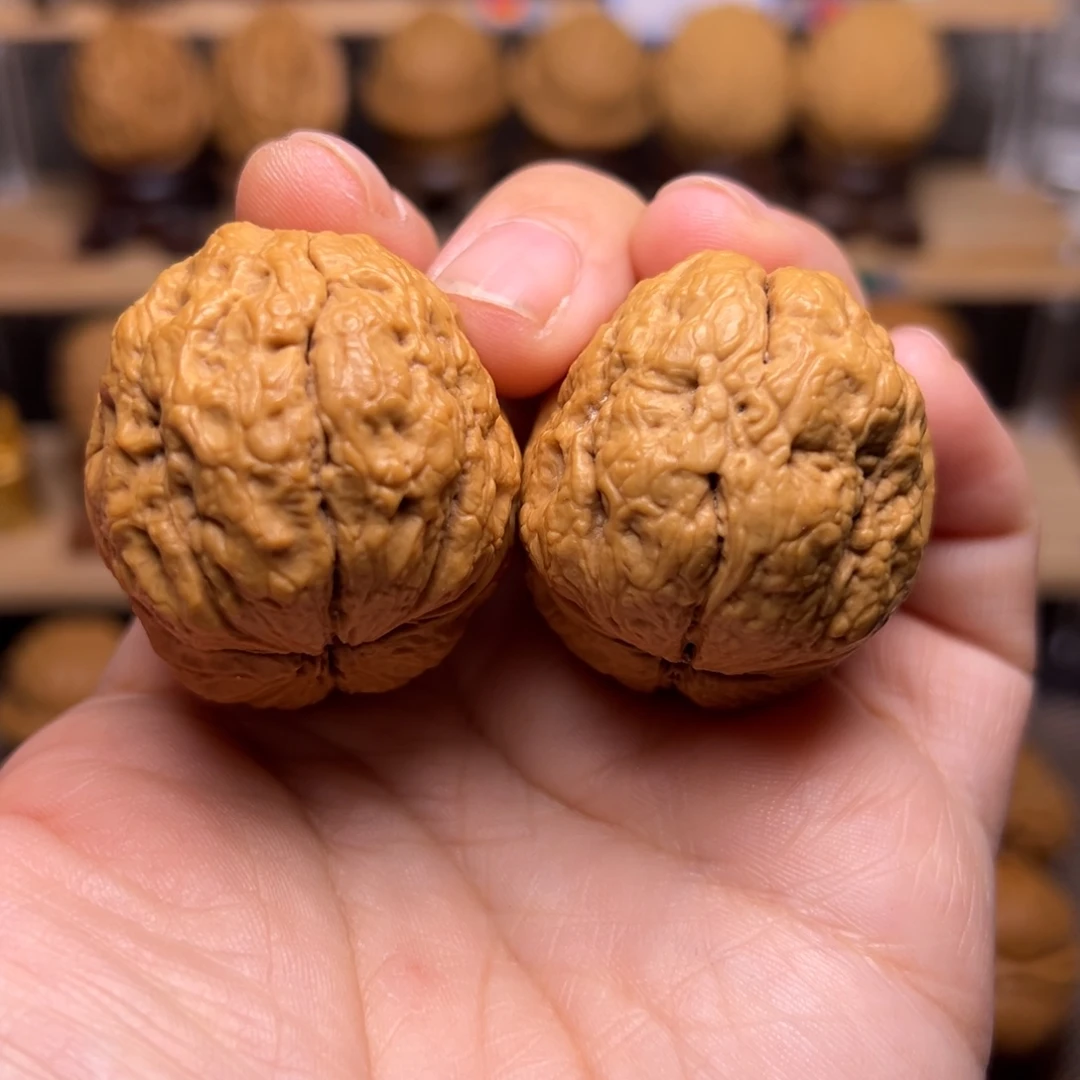 文玩核桃把件57w金甲疙瘩包42尺