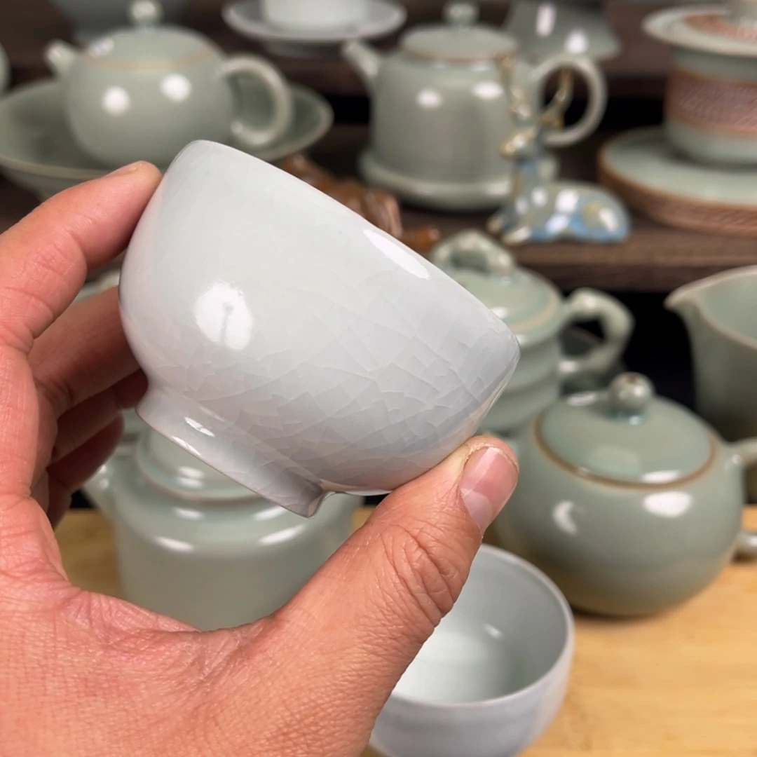 【闪购商品】体验月白原矿罗汉杯