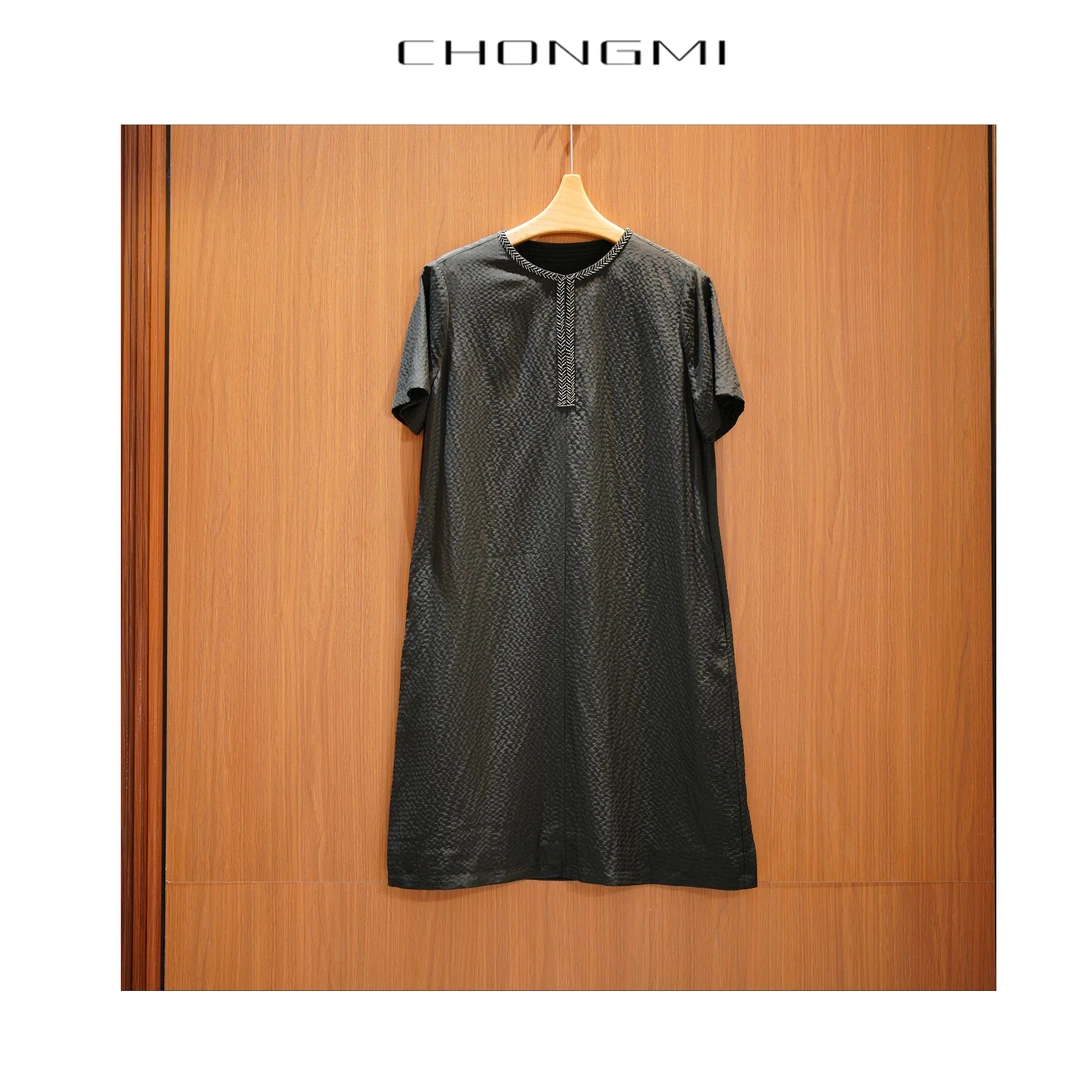 墨绿色宽条泡泡纱桑蚕丝连衣裙女2025夏季新款气质轻奢短袖女装W