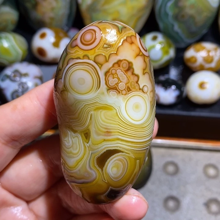 未镶嵌玛瑙/玉髓珠宝半成品15