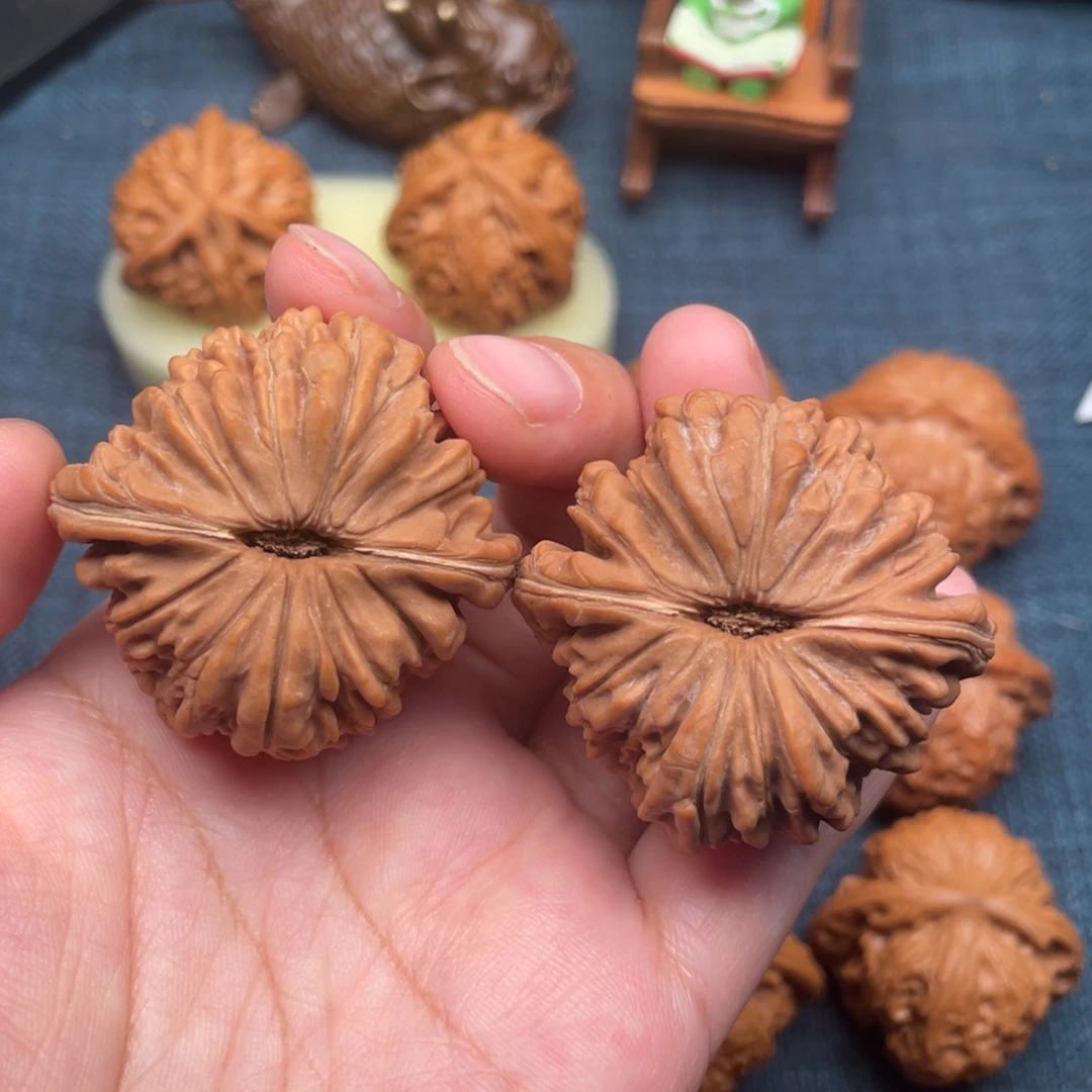 文玩核桃把件44毕业四座楼全品红皮