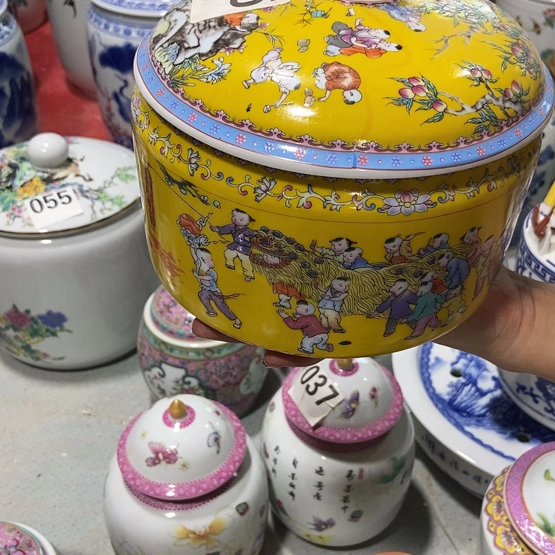 柔***美瓷片景德镇陶瓷罐一个