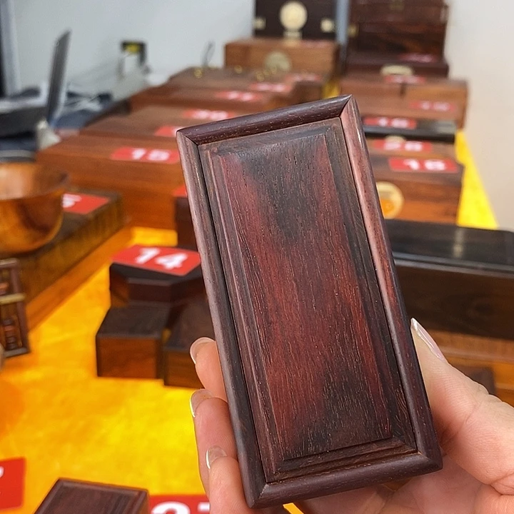 阿***永木印度小叶紫檀抽拉盒
