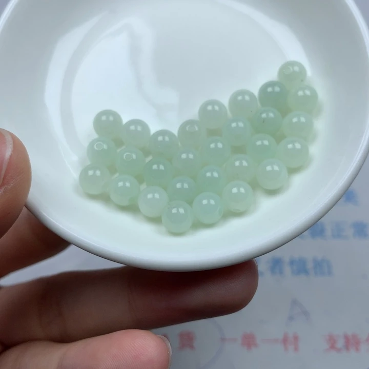 翡翠颈饰未镶嵌卡6➕