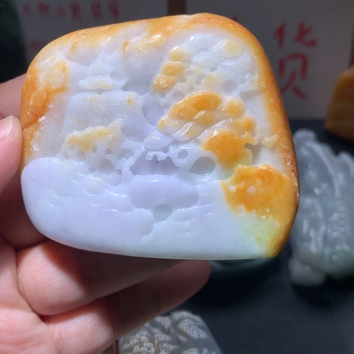 翡翠未镶嵌颈饰保真天然A货翡翠